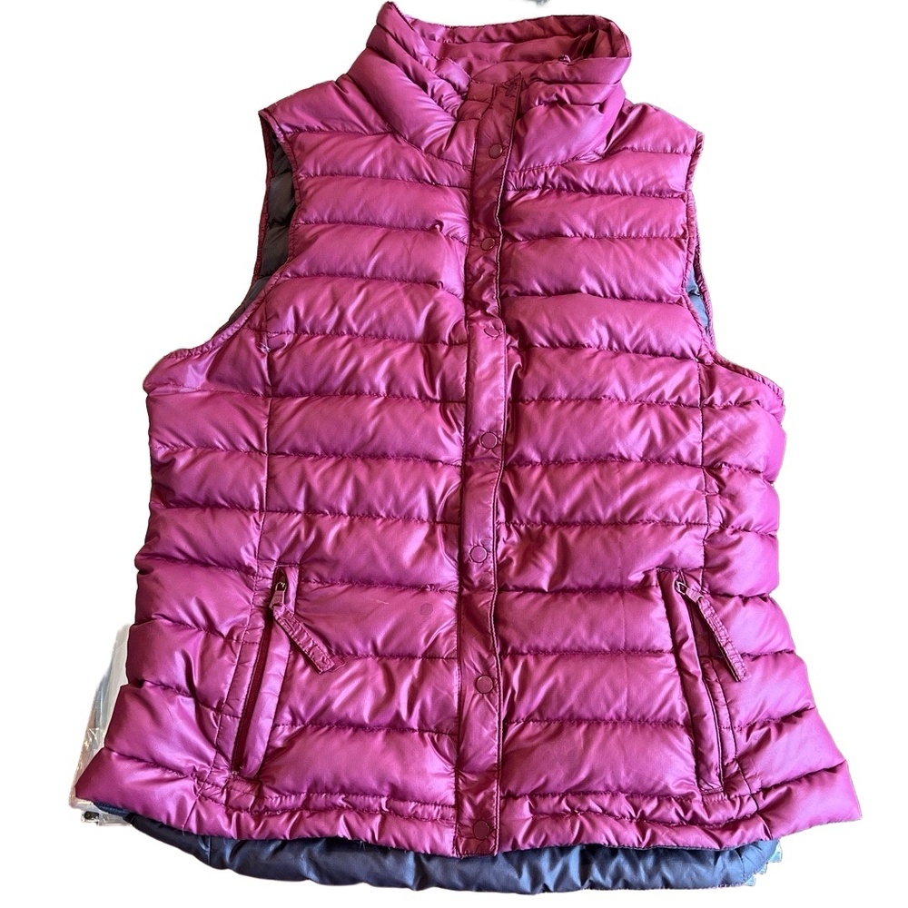 Gap Womens Large Burgundy‎ Quilted Sleeveless Down Vest Snap Up Outdoor Layer